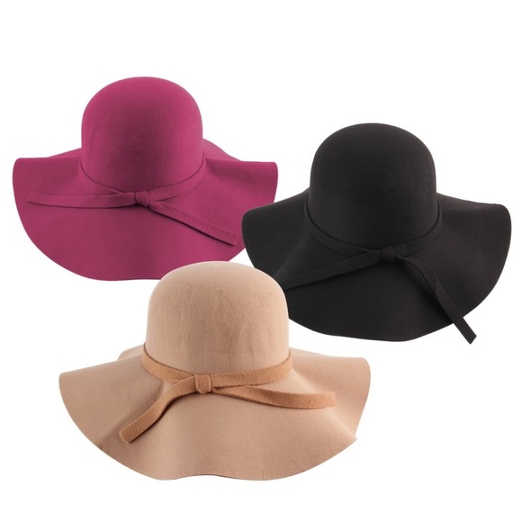 Floppy Hat - Picture 2 of 5